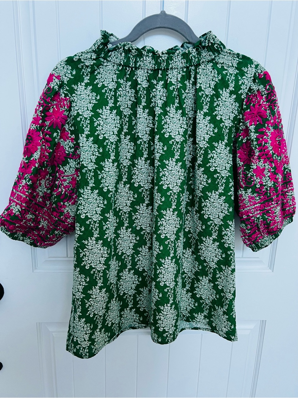 THML Green and Pink Floral Mixed-Print Puff Sleeve Blouse - Picture 2 of 9